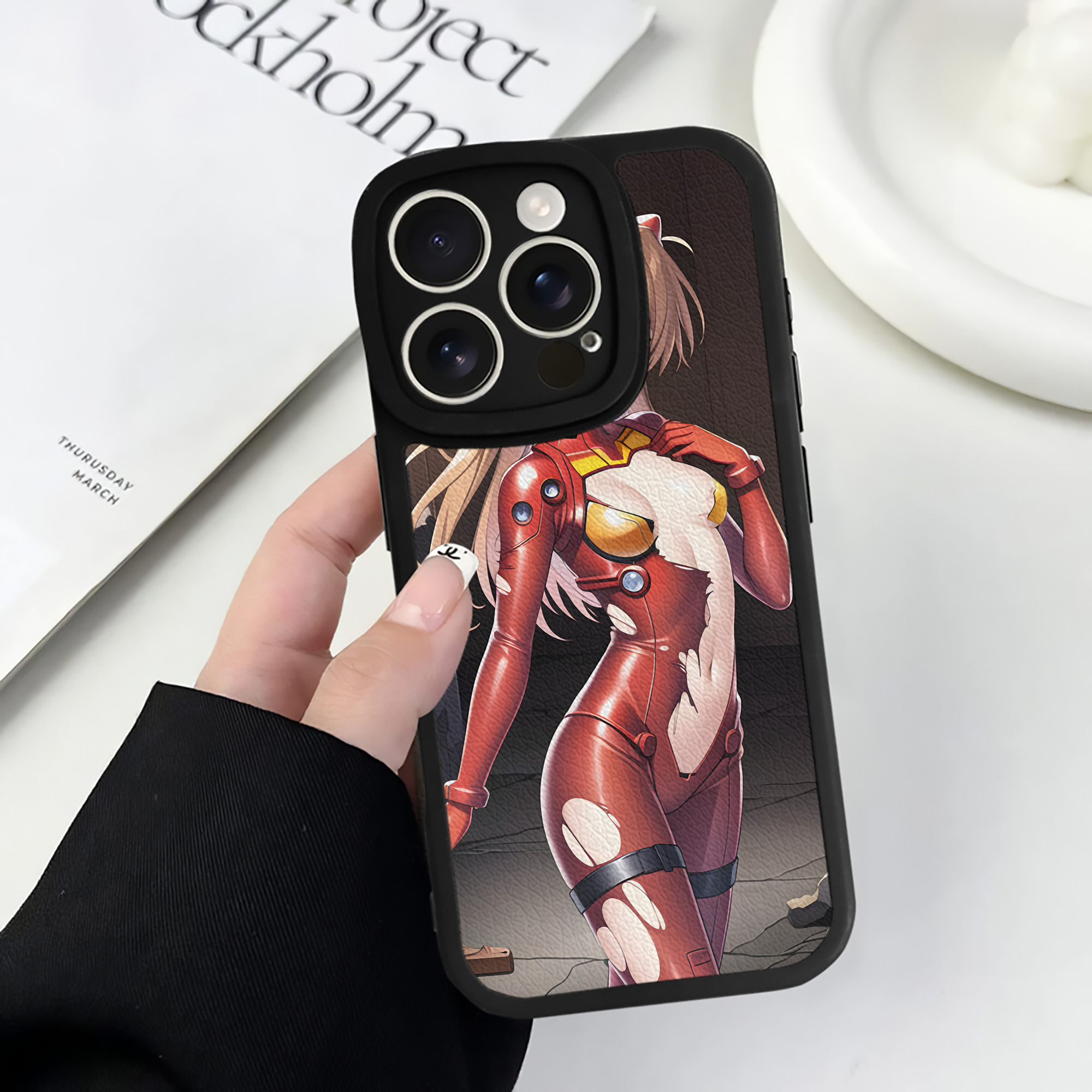 （画像用） EVA 新世紀エヴァンゲリオン 【iPhone 16シリーズ対応】シリコンスマホケース（レザー調） 材質：シリコン